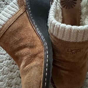 UGG Clog Mule 7